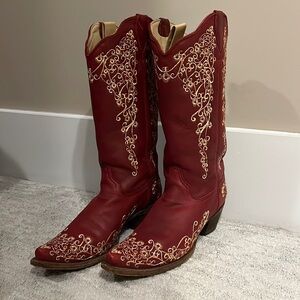 Corral Vintage Deep Red/Burgundy Embroidered Women’s Boots, Size 9